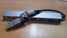 8 in 2 USB +Type C HUB Docking Station